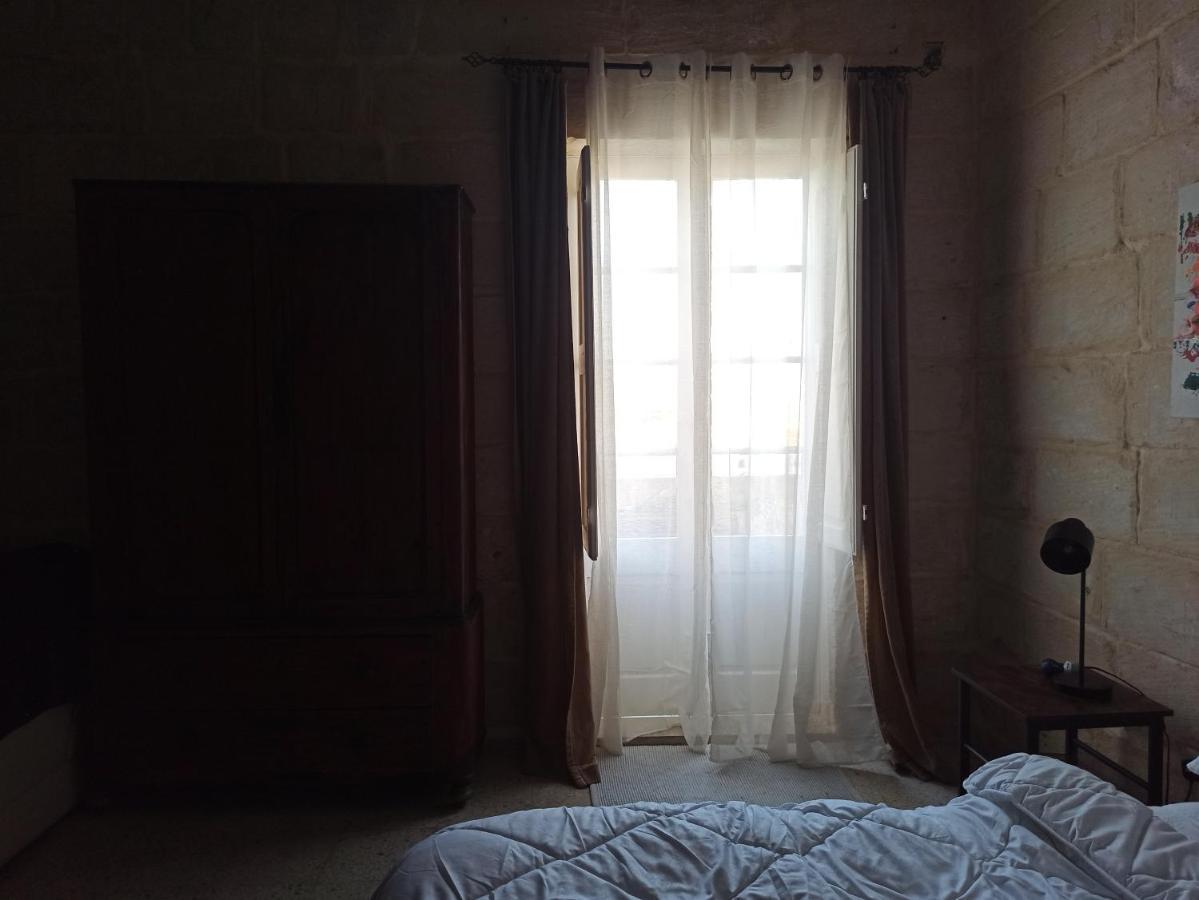 Beautiful Studio Apartment In Qormi Malta Exterior foto